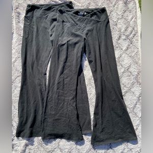 2 Black Flare Cotton Leggings - Large, Hollister